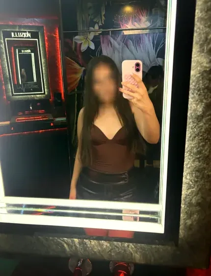 Anna, 18