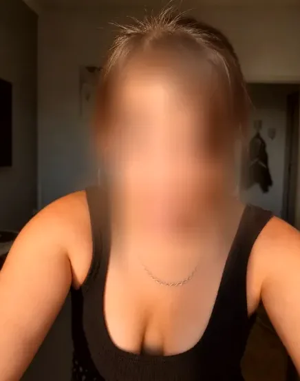 Aya, 34