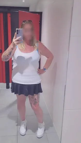 Bo, 39