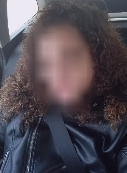 Bo, 35