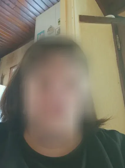 Emma, 39