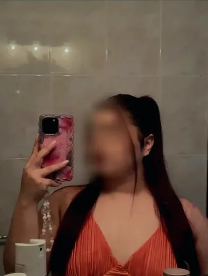 Fay, 22
