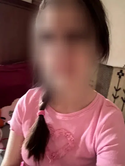Guusje, 25