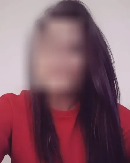 Imane, 33