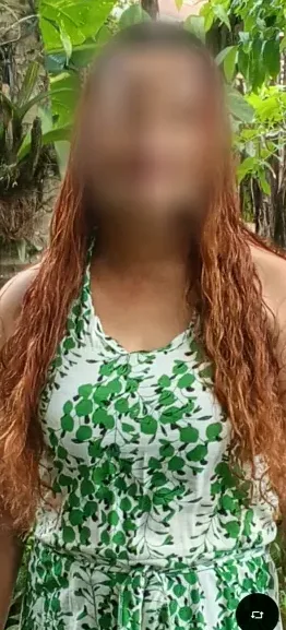 Nina, 40