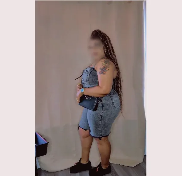 Norah, 30