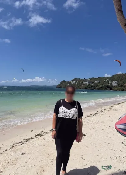 Sabine, 38