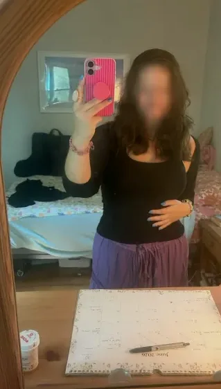 Sofie, 27