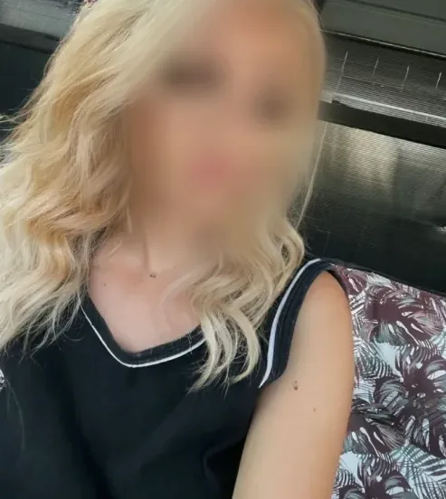 Tess, 30