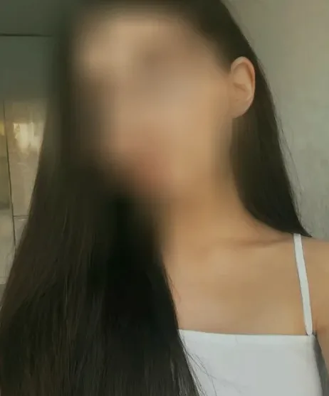 Zainab, 23